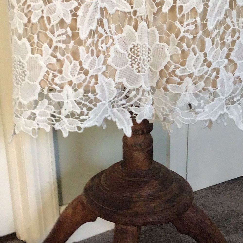 Dress - Picture 3 of 4